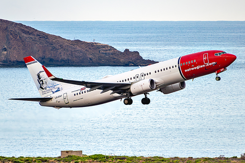 Norwegian Air Shuttle AOC Boeing 737-8JP (LN-ENT) at  Gran Canaria, Spain