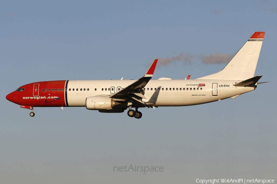 Norwegian Air Shuttle AOC Boeing 737-8JP (LN-ENV) | Photo 679358