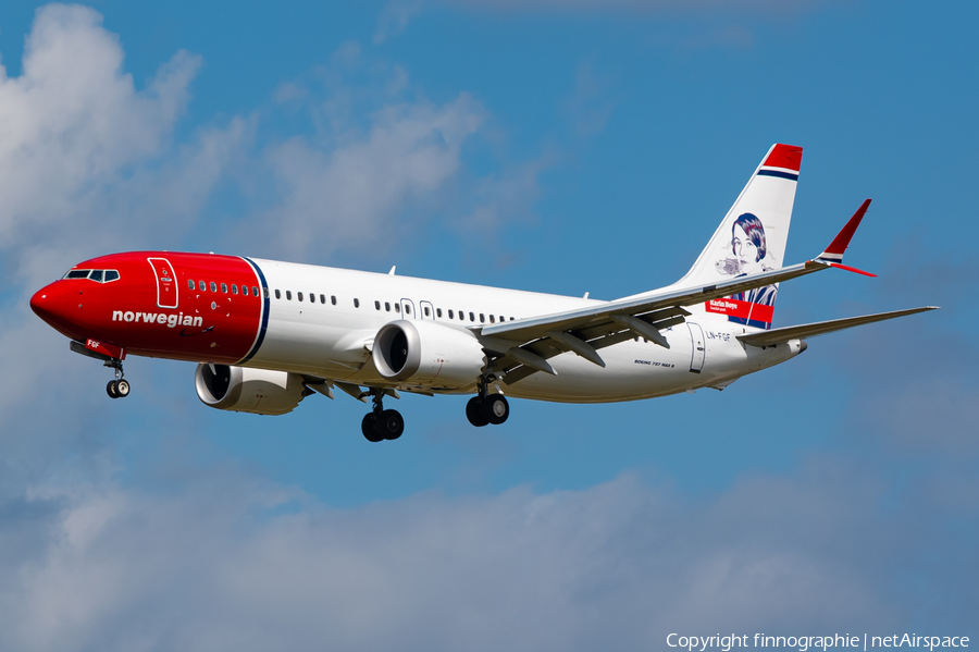 Norwegian Air Shuttle AOC Boeing 737-8 MAX (LN-FGF) | Photo 635001