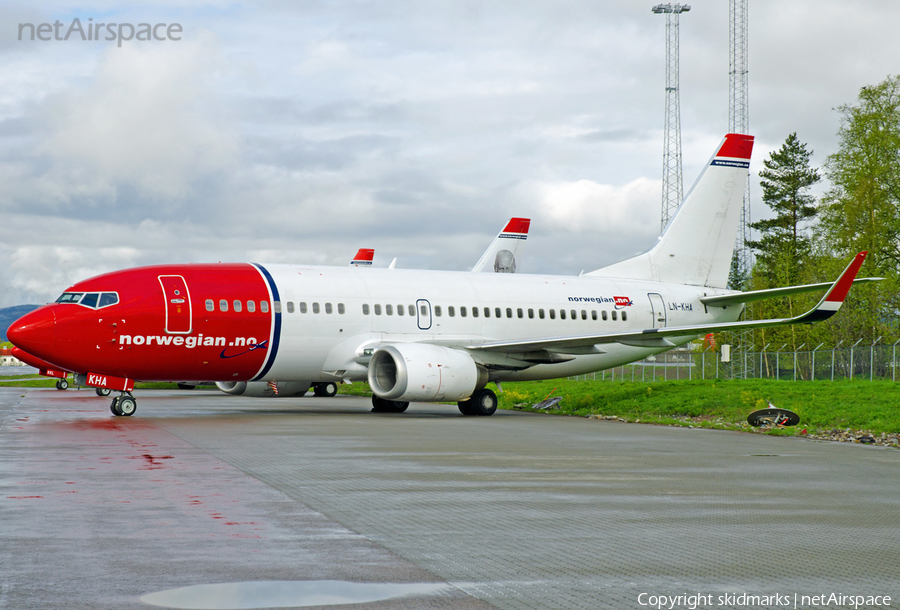 Norwegian Air Shuttle Boeing 737-31S (LN-KHA) | Photo 22659