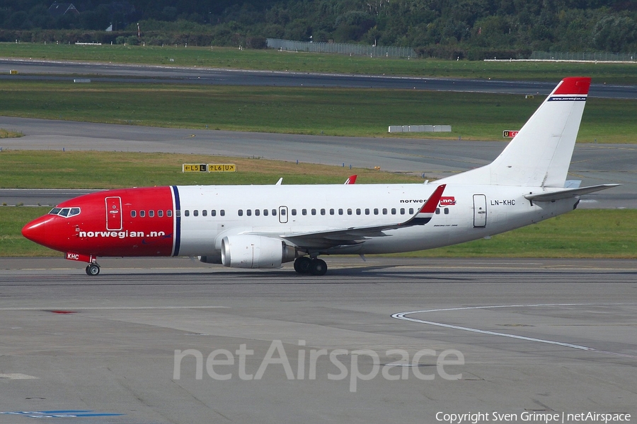 Norwegian Air Shuttle Boeing 737-31S (LN-KHC) | Photo 53956