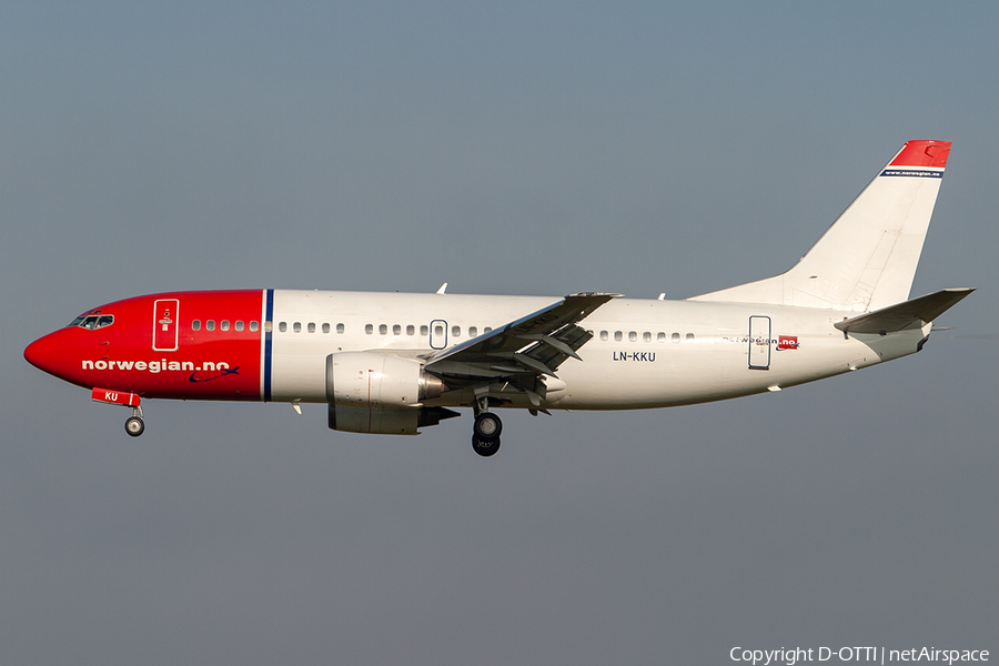 Norwegian Air Shuttle Boeing 737-3L9 (LN-KKU) | Photo 291710