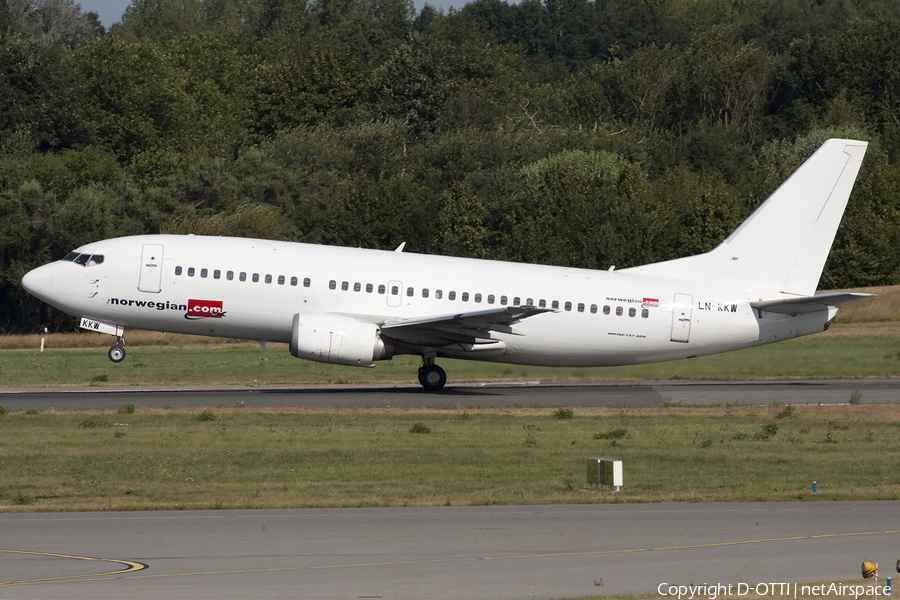 Norwegian Air Shuttle Boeing 737-3K9 (LN-KKW) | Photo 450019