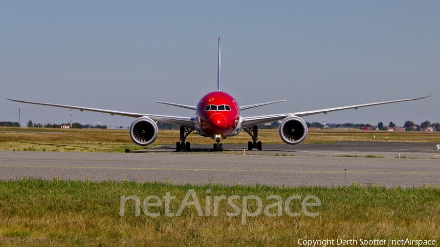 Norwegian Long Haul Boeing 787-8 Dreamliner (LN-LNA) | Photo 237325