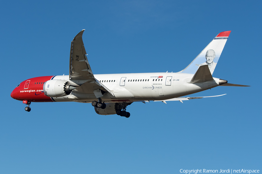 Norwegian Long Haul Boeing 787-8 Dreamliner (LN-LNB) | Photo 215980