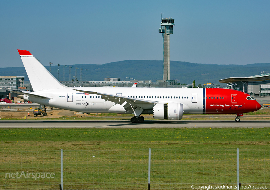 Norwegian Long Haul Boeing 787-8 Dreamliner (LN-LNF) | Photo 245073