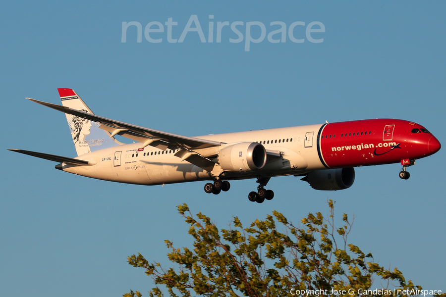 Norwegian Long Haul Boeing 787-9 Dreamliner (LN-LNL) | Photo 292808