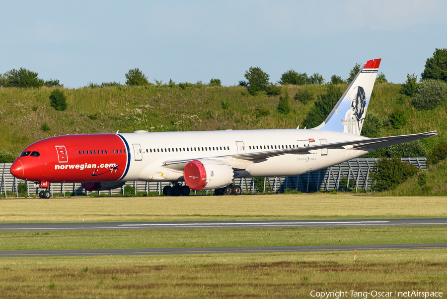 Norwegian Air Shuttle Boeing 787-9 Dreamliner (LN-LNO) | Photo 392674