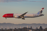 Norwegian Air Shuttle Boeing 787-9 Dreamliner (LN-LNO) at  Los Angeles - International, United States