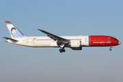 Norwegian Long Haul Boeing 787-9 Dreamliner (LN-LNR) at  Amsterdam - Schiphol, Netherlands