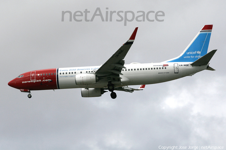 Norwegian Air Shuttle Boeing 737-8JP (LN-NGE) | Photo 385087