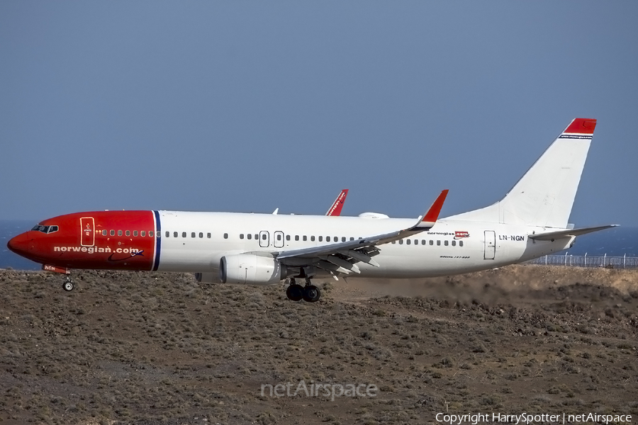 Norwegian Air Shuttle Boeing 737-8JP (LN-NGN) | Photo 332167