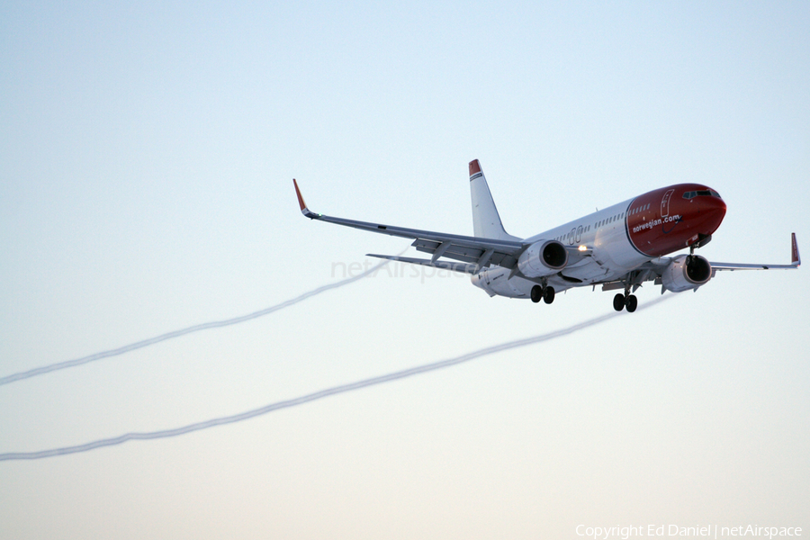 Norwegian Air Shuttle Boeing 737-8JP (LN-NGR) | Photo 40724
