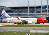 Norwegian Air Shuttle Boeing 737-8JP (LN-NGT) at  Hamburg - Fuhlsbuettel (Helmut Schmidt), Germany