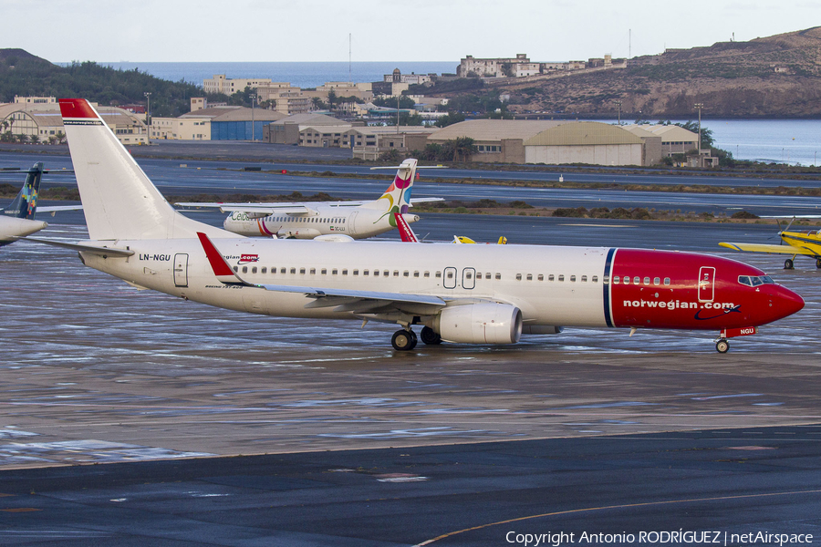 Norwegian Air Shuttle Boeing 737-8JP (LN-NGU) | Photo 272575