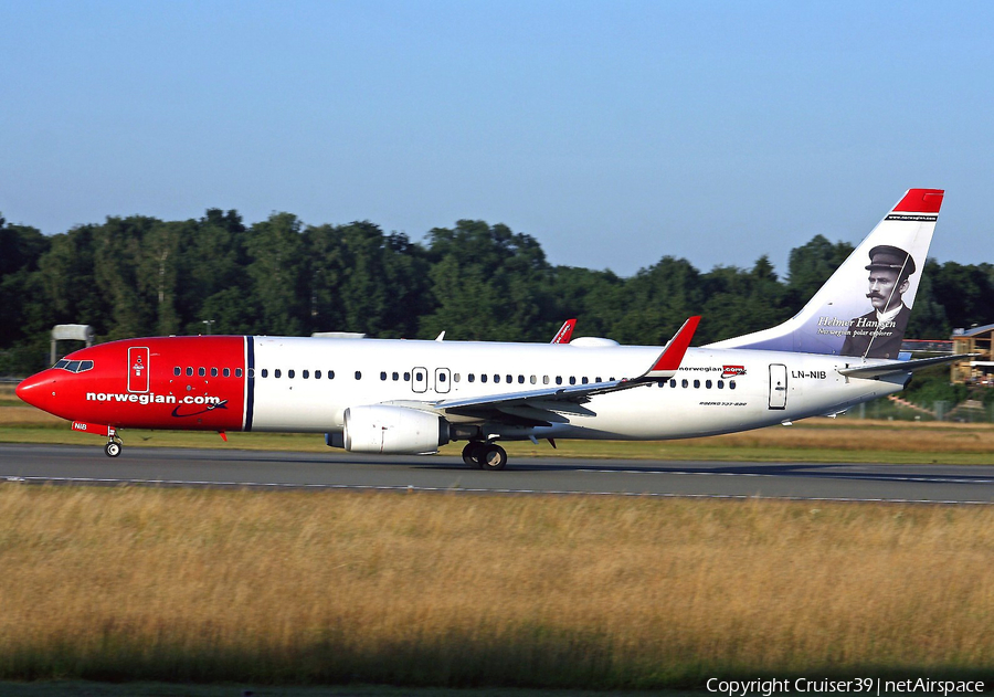 Norwegian Air Shuttle Boeing 737-86J (LN-NIB) | Photo 67173
