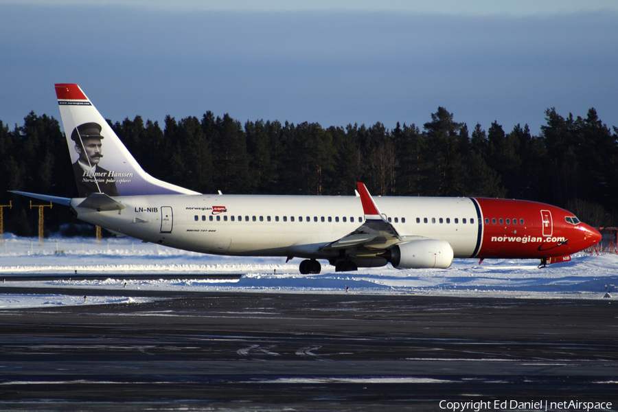 Norwegian Air Shuttle Boeing 737-86J (LN-NIB) | Photo 3285