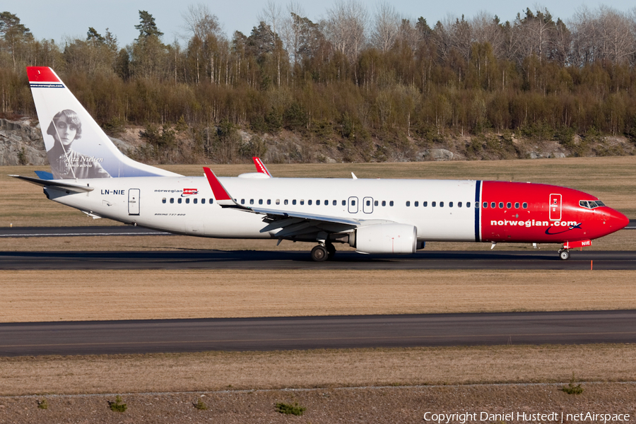 Norwegian Air Shuttle Boeing 737-8JP (LN-NIE) | Photo 421870