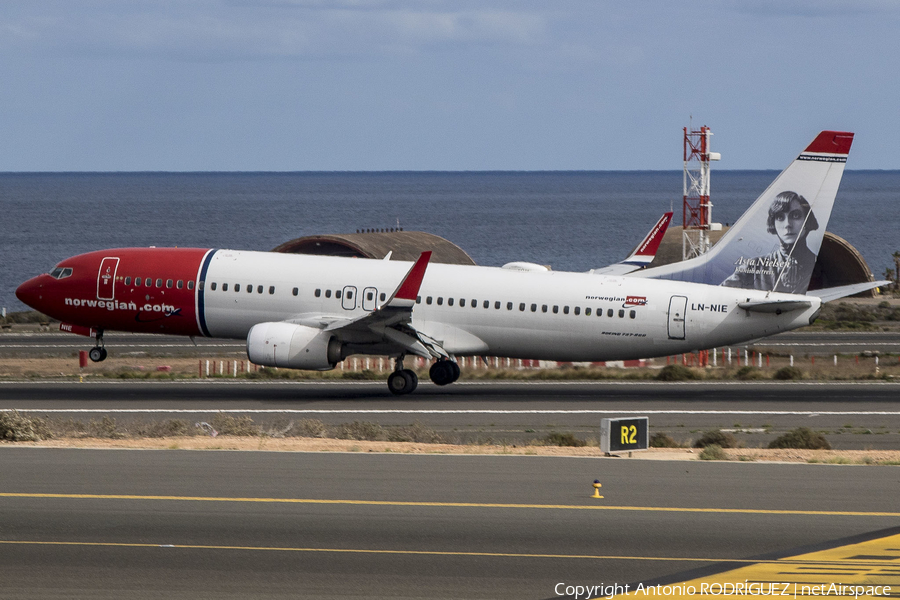 Norwegian Air Shuttle Boeing 737-8JP (LN-NIE) | Photo 279657