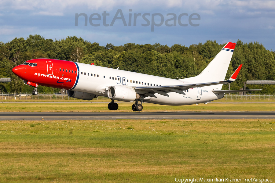 Norwegian Air Shuttle AOC Boeing 737-81M (LN-NIN) | Photo 522085