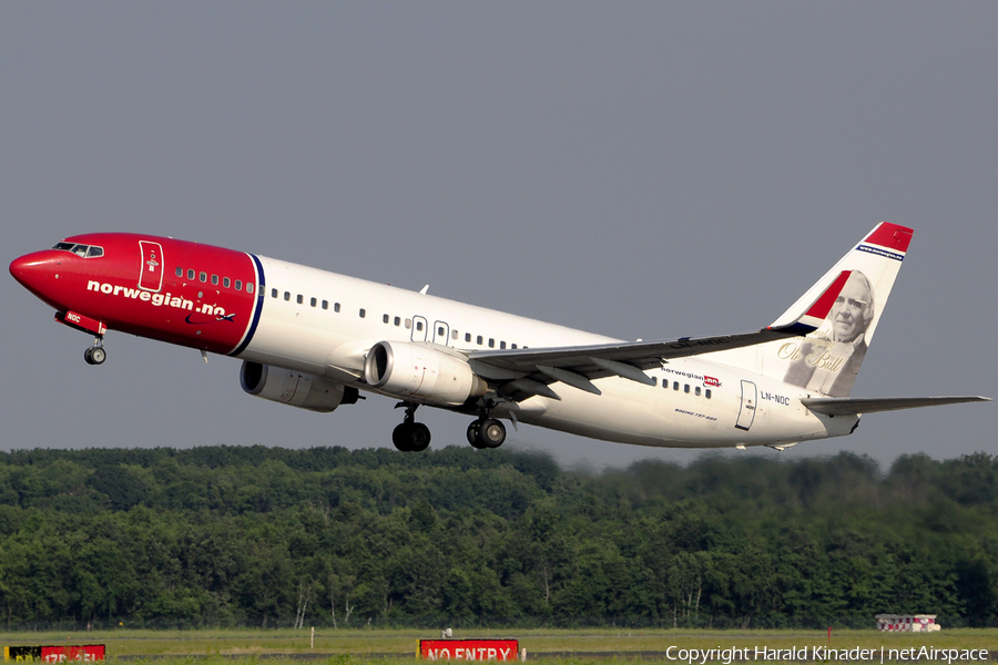 Norwegian Air Shuttle Boeing 737-81Q (LN-NOC) | Photo 312027