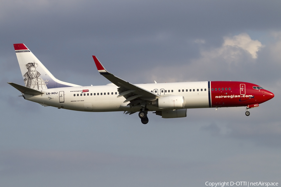 Norwegian Air Shuttle Boeing 737-86N (LN-NOJ) | Photo 450524