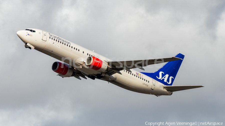 SAS - Scandinavian Airlines Boeing 737-883 (LN-RCN) | Photo 363792