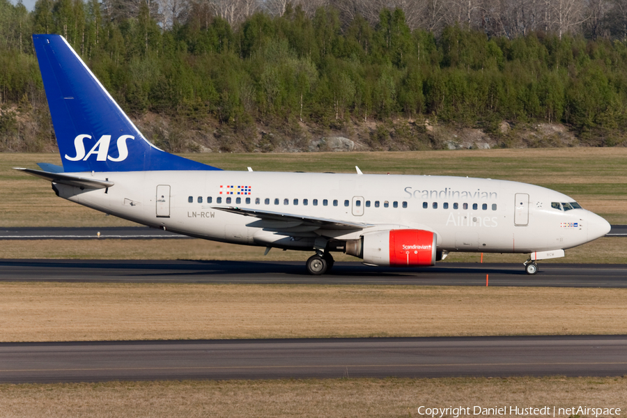 SAS - Scandinavian Airlines Boeing 737-683 (LN-RCW) | Photo 422732