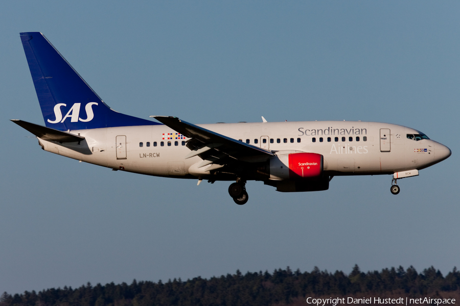 SAS - Scandinavian Airlines Boeing 737-683 (LN-RCW) | Photo 421097