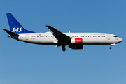 SAS - Scandinavian Airlines Boeing 737-883 (LN-RCX) at  London - Heathrow, United Kingdom