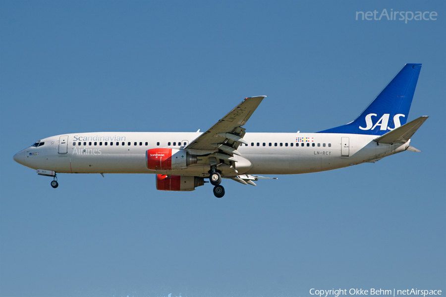 SAS - Scandinavian Airlines Boeing 737-883 (LN-RCY) | Photo 41985