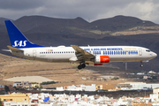 SAS - Scandinavian Airlines Boeing 737-883 (LN-RCY) at  Gran Canaria, Spain