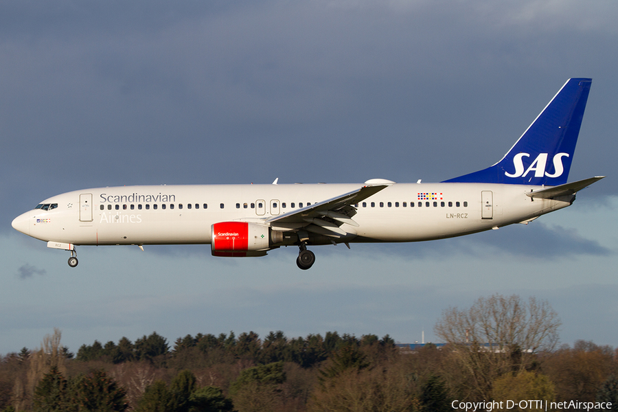 SAS - Scandinavian Airlines Boeing 737-883 (LN-RCZ) | Photo 524331