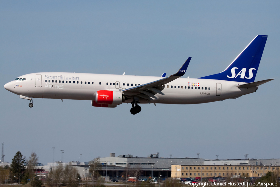 SAS - Scandinavian Airlines Boeing 737-86N (LN-RGB) | Photo 610128
