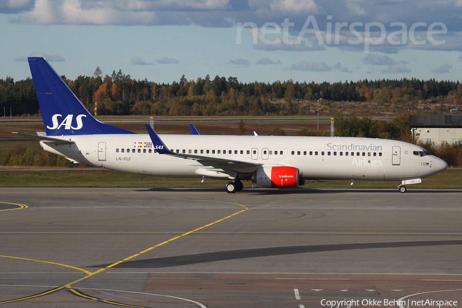 SAS - Scandinavian Airlines Boeing 737-86N (LN-RGF) | Photo 92456
