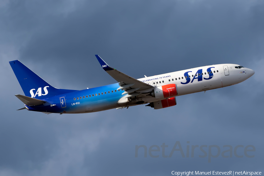 SAS - Scandinavian Airlines Boeing 737-86N (LN-RGI) | Photo 247072