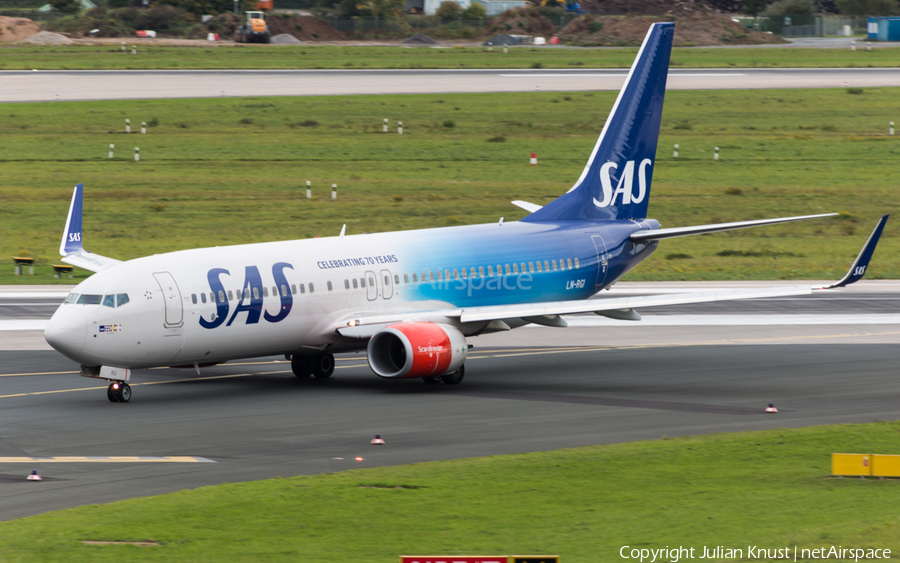 SAS - Scandinavian Airlines Boeing 737-86N (LN-RGI) | Photo 192711