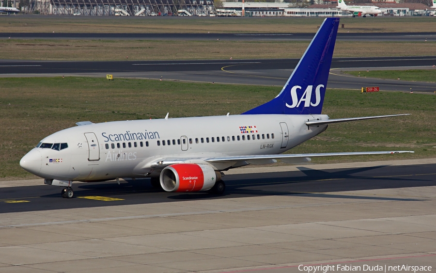 SAS - Scandinavian Airlines Boeing 737-683 (LN-RGK) | Photo 347667