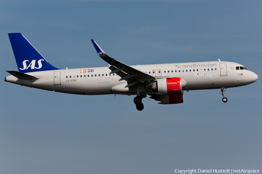 SAS - Scandinavian Airlines Airbus A320-251N (LN-RGM) | Photo 422734