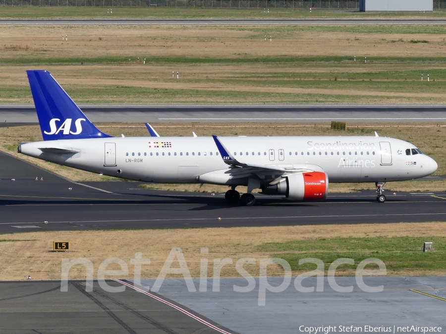 SAS - Scandinavian Airlines Airbus A320-251N (LN-RGM) | Photo 260293