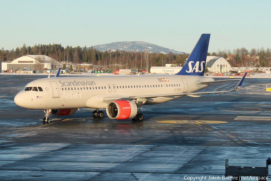 SAS - Scandinavian Airlines Airbus A320-251N (LN-RGM) | Photo 140490