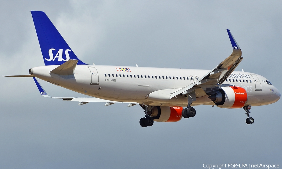 SAS - Scandinavian Airlines Airbus A320-251N (LN-RGN) | Photo 522940