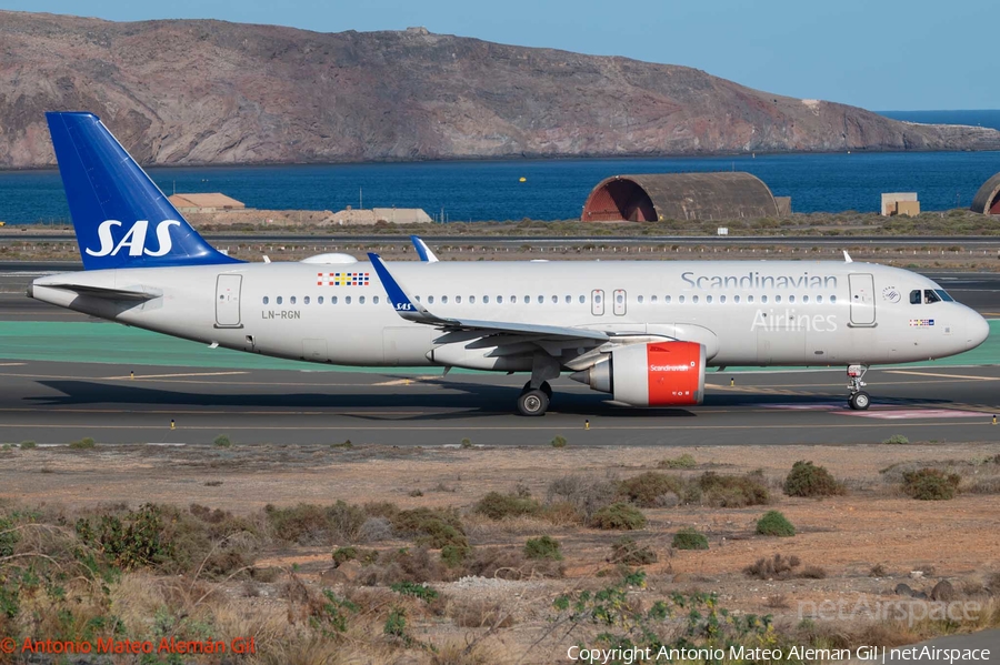 SAS - Scandinavian Airlines Airbus A320-251N (LN-RGN) | Photo 666843
