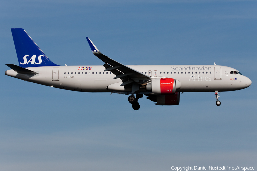 SAS - Scandinavian Airlines Airbus A320-251N (LN-RGO) | Photo 422737