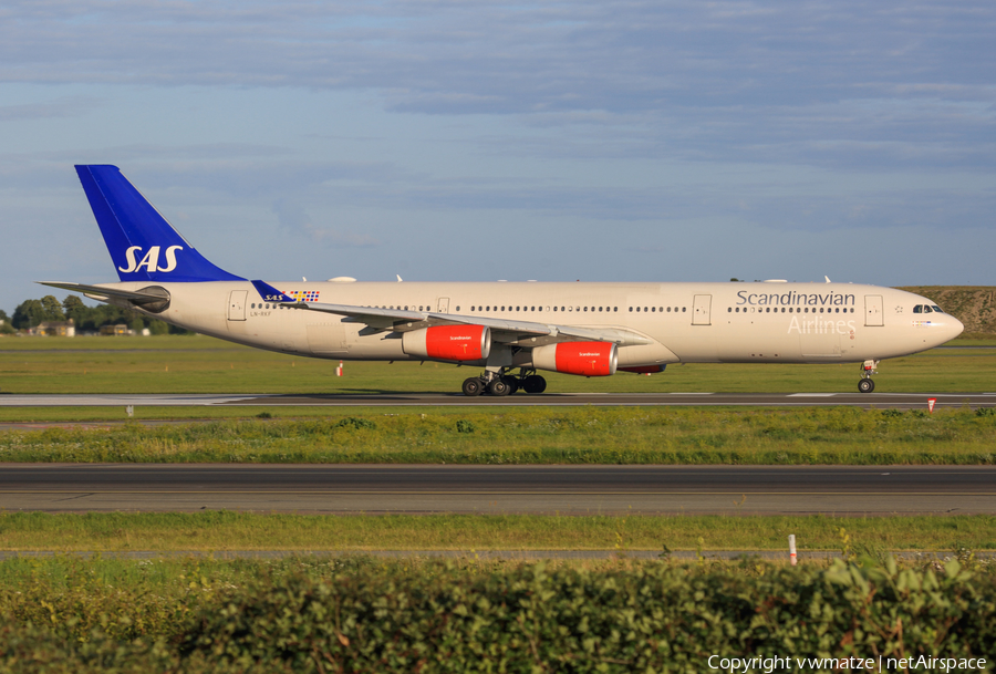 SAS - Scandinavian Airlines Airbus A340-313X (LN-RKF) | Photo 404078