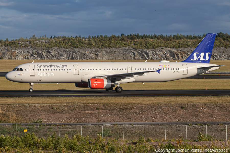 SAS - Scandinavian Airlines Airbus A321-232 (LN-RKI) | Photo 348602