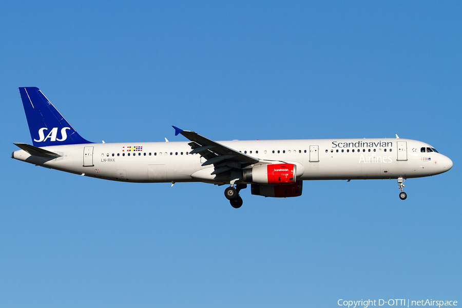 SAS - Scandinavian Airlines Airbus A321-232 (LN-RKK) | Photo 485481