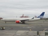 SAS - Scandinavian Airlines Airbus A330-343 (LN-RKM) at  Newark - Liberty International, United States