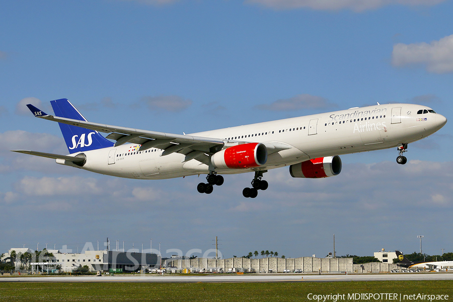 SAS - Scandinavian Airlines Airbus A330-343 (LN-RKM) | Photo 228753