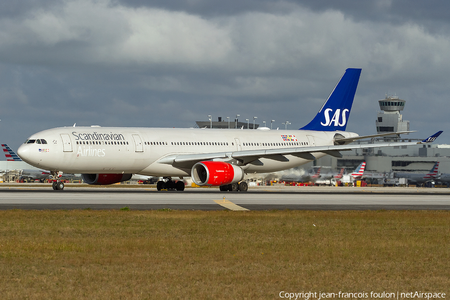 SAS - Scandinavian Airlines Airbus A330-343 (LN-RKM) | Photo 229241